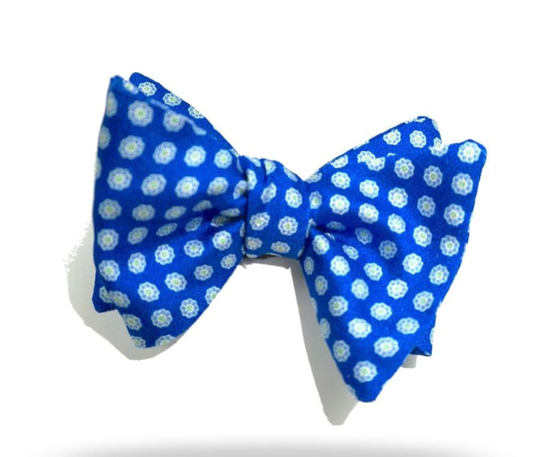 "Bow-Tie  Gallary