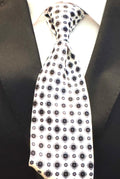 Dot Tie with Square