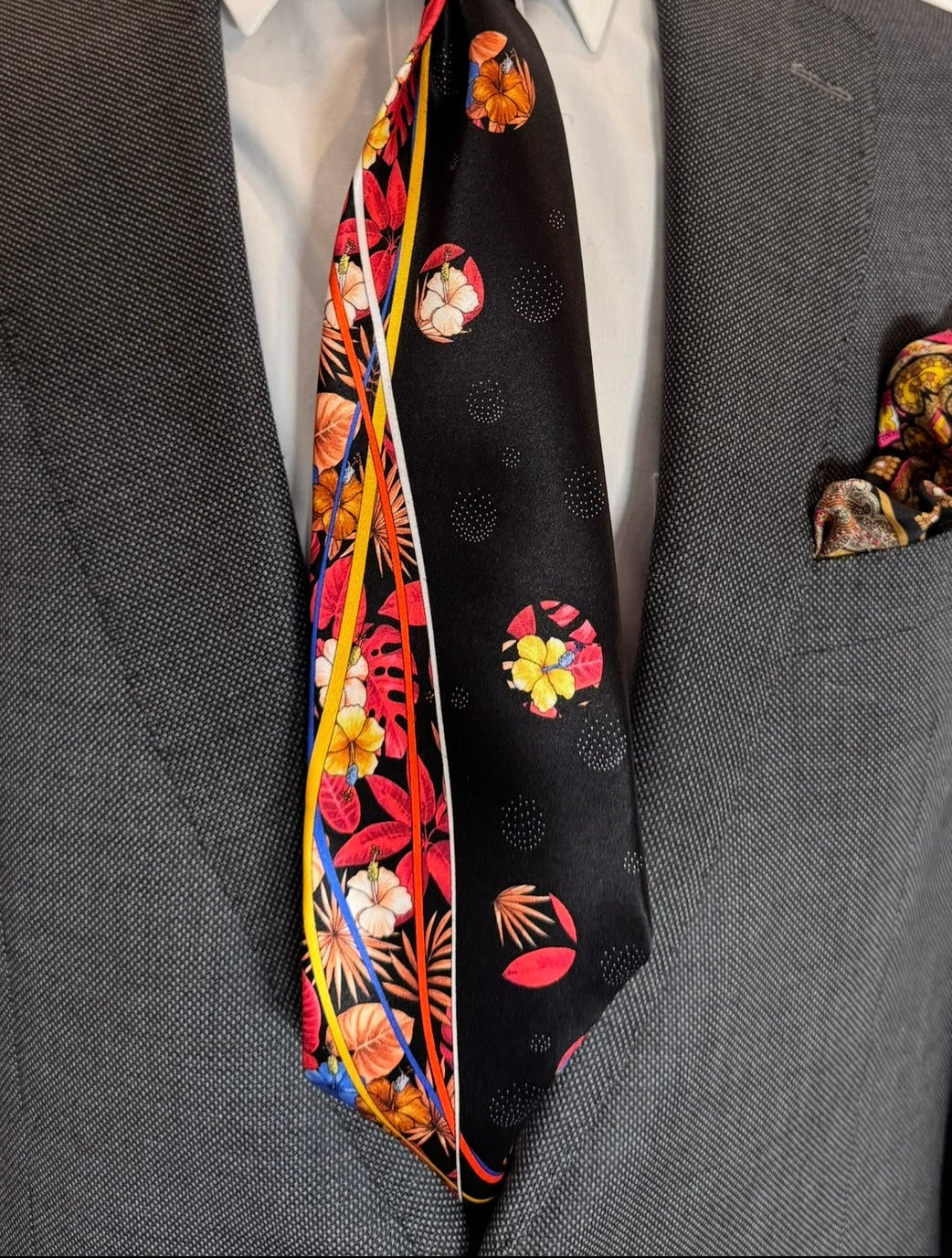 Dance Around Town Tie and Square