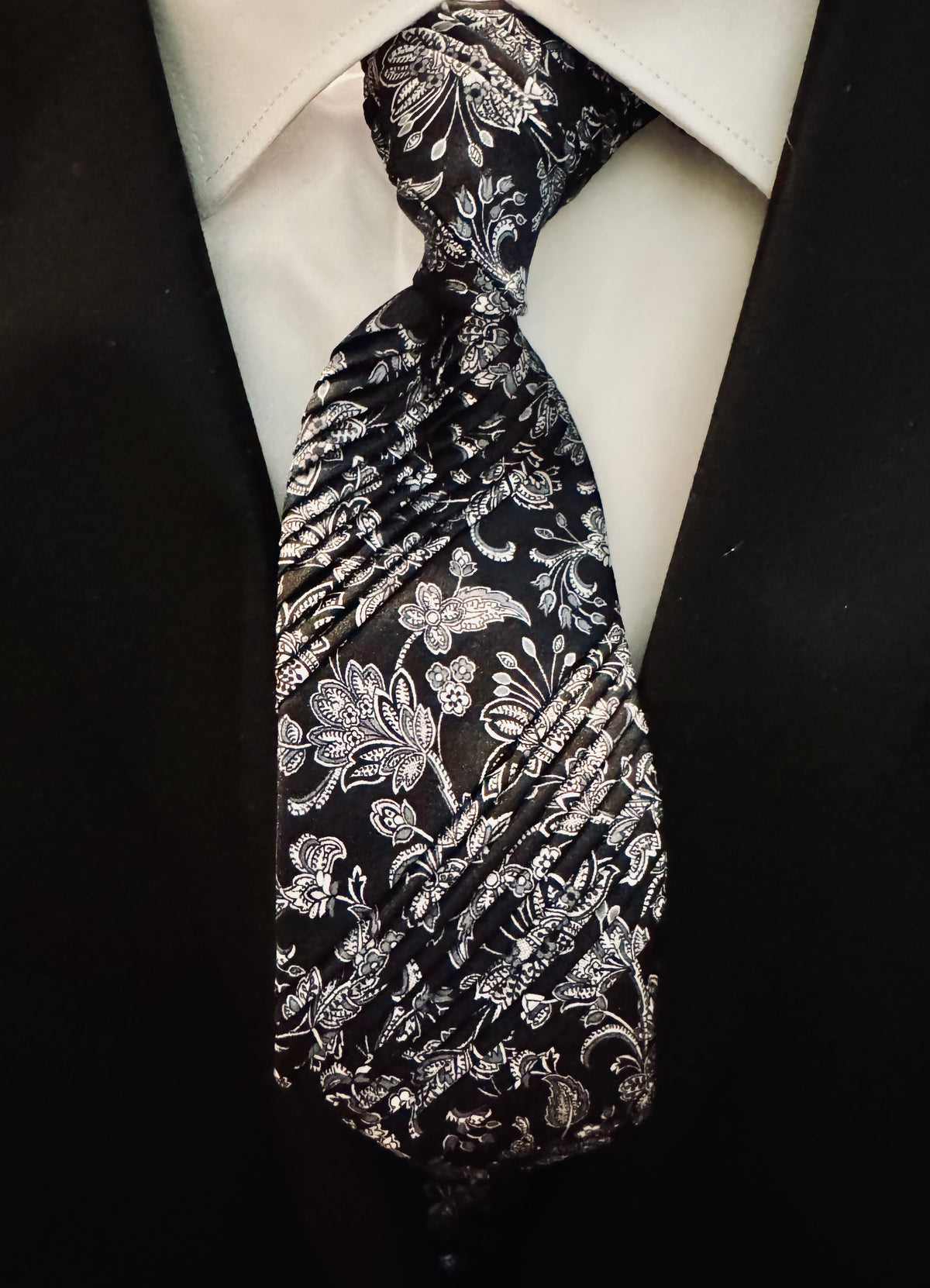 Pleated Silver Streak